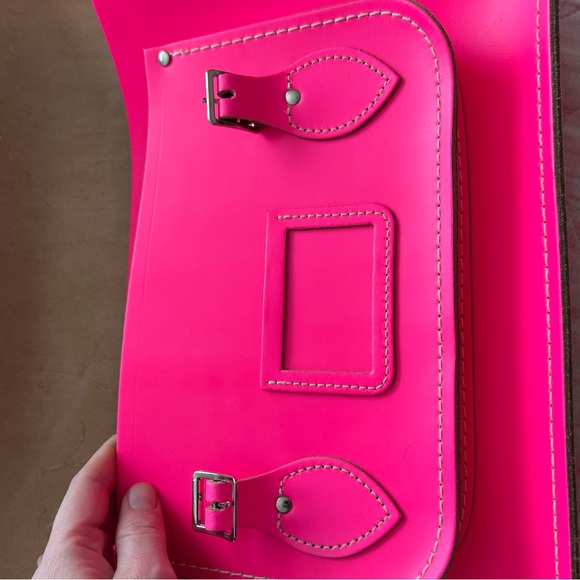 The Cambridge satchel company electric pink messenger bag purse - Picture 7 of 13